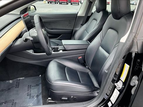 Used 2020 Tesla Model 3 Standard Range Plus image 7