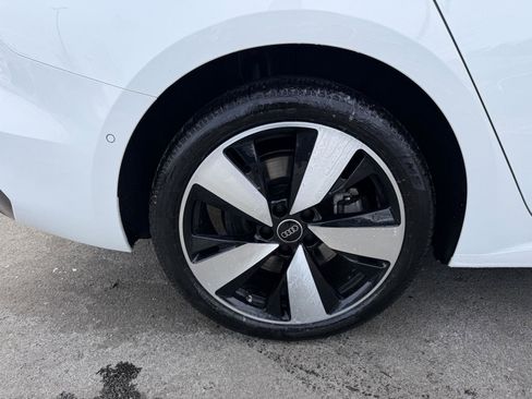 Used 2025 Audi A5 2.0T Premium w/ Convenience Package image 9