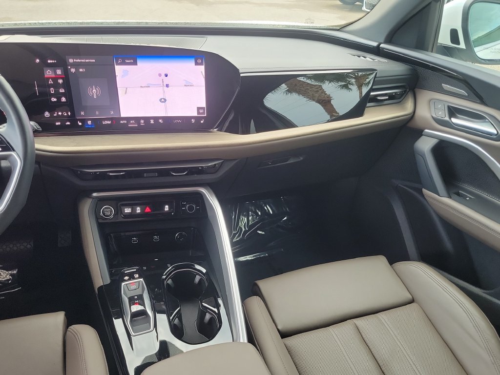 Certified 2025 Audi Q5 Premium Plus w/ Premium Plus AWD/4WD image 21
