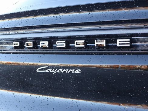 Certified 2026 Porsche Cayenne E-Hybrid Coupe AWD/4WD image 8