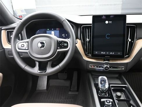 Used 2026 Volvo XC60 B5 Plus w/ Protection Package Premier image 9