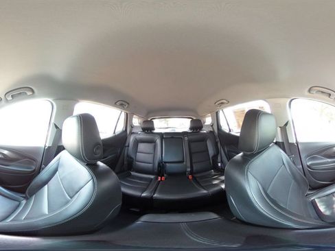 Used 2024 GMC Terrain SLT AWD/4WD image 44