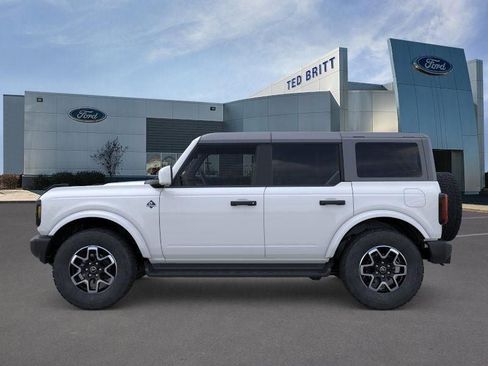 New 2026 Ford Bronco Outer Banks AWD/4WD image 4