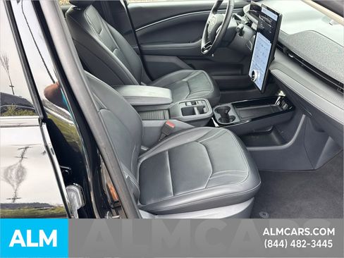 Used 2025 Ford Mustang Mach-E Premium image 16