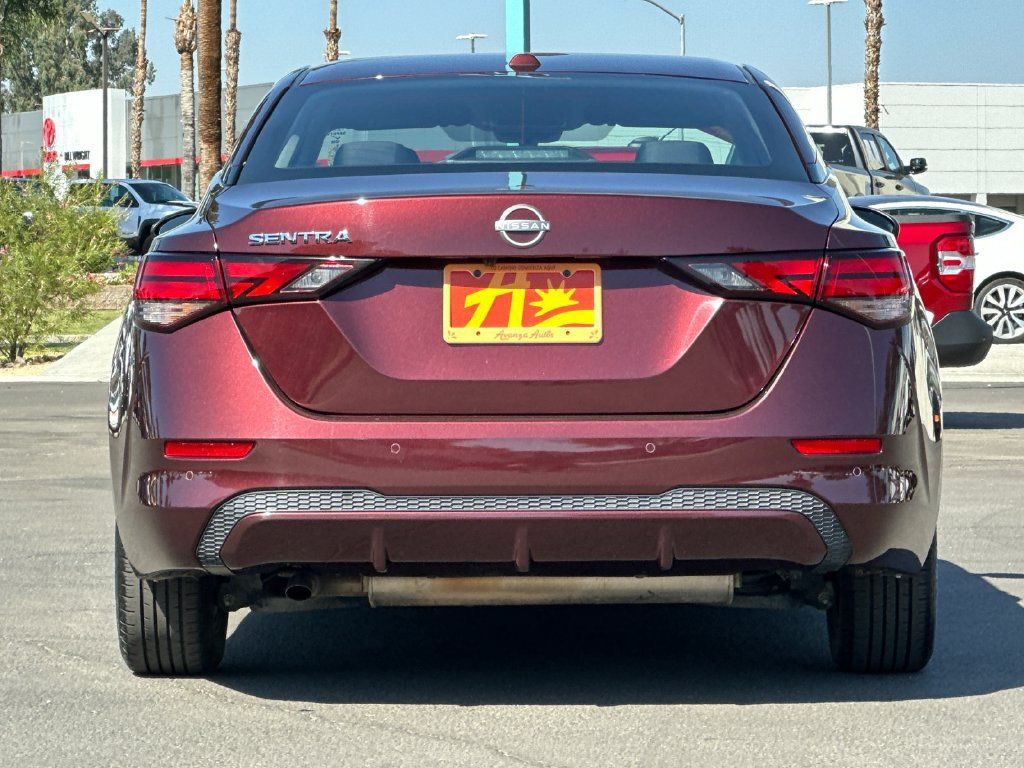 Used 2025 Nissan Sentra SV FWD image 4
