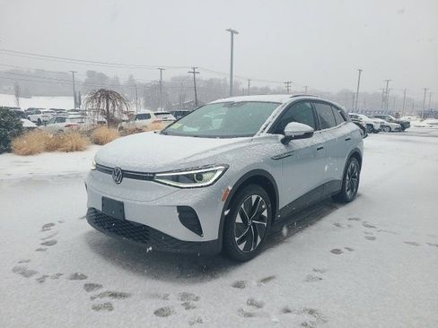 Used 2022 Volkswagen ID.4 Pro S image 3