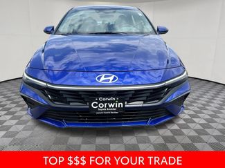 Used 2024 Hyundai Elantra SEL FWD video 2