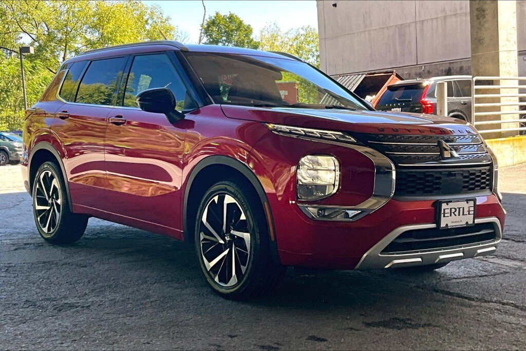 Used 2022 Mitsubishi Outlander SEL AWD/4WD image 18