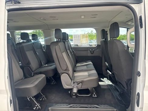 Used 2024 Ford Transit 350 XLT RWD image 17