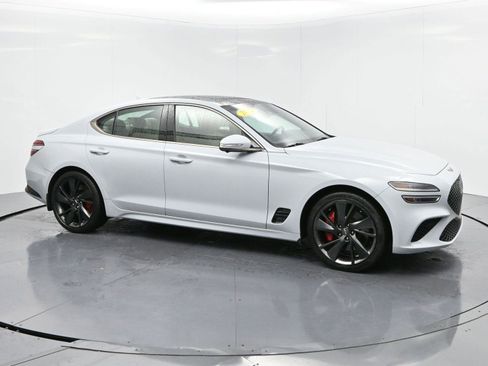 Used 2022 Genesis G70 3.3T w/ Sport Prestige Package image 5