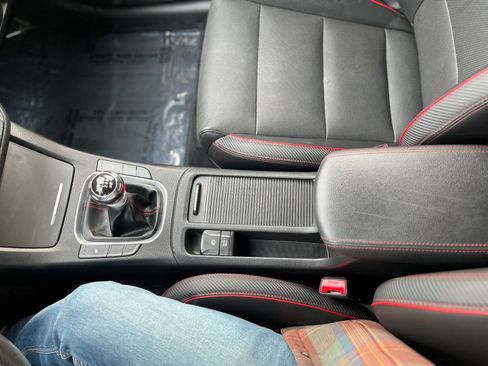 Used 2019 Hyundai Elantra GT N Line image 36