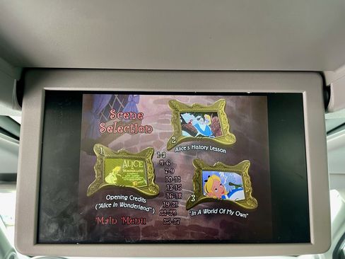 Used 2019 Honda Pilot Touring image 32