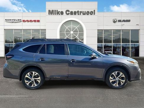 Used 2020 Subaru Outback Limited w/ Popular Package #2 AWD/4WD image 3