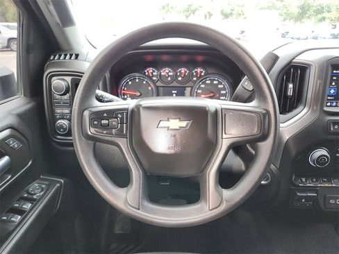 Used 2024 Chevrolet Silverado 2500 Custom w/ Custom Value Package image 14