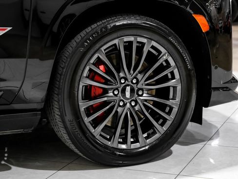 Used 2023 Cadillac Escalade ESV V image 48