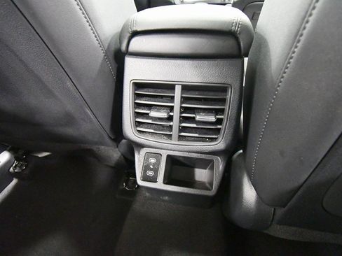 Certified 2024 Kia Seltos EX image 17