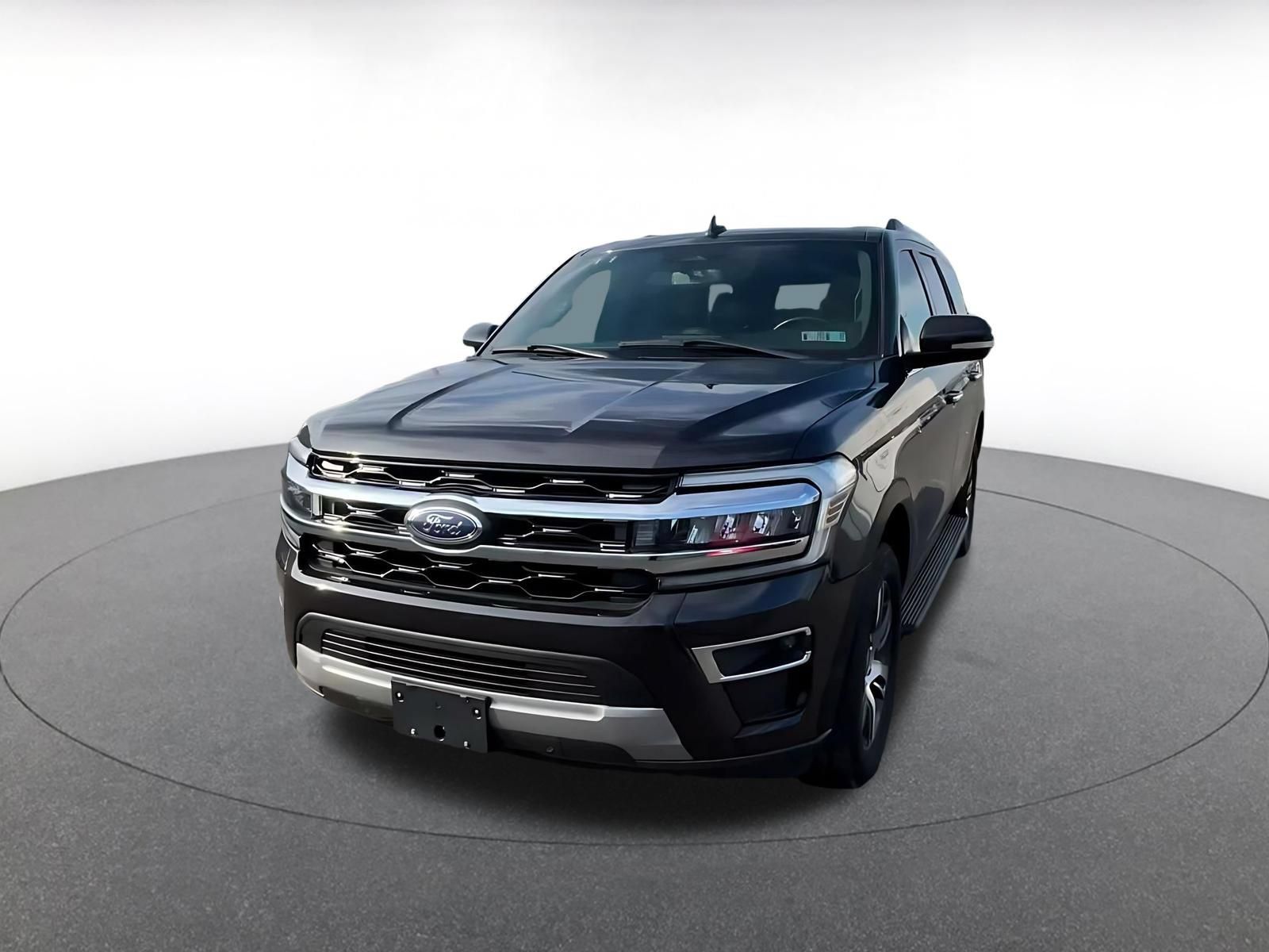 Used 2024 Ford Expedition Limited AWD/4WD image 6