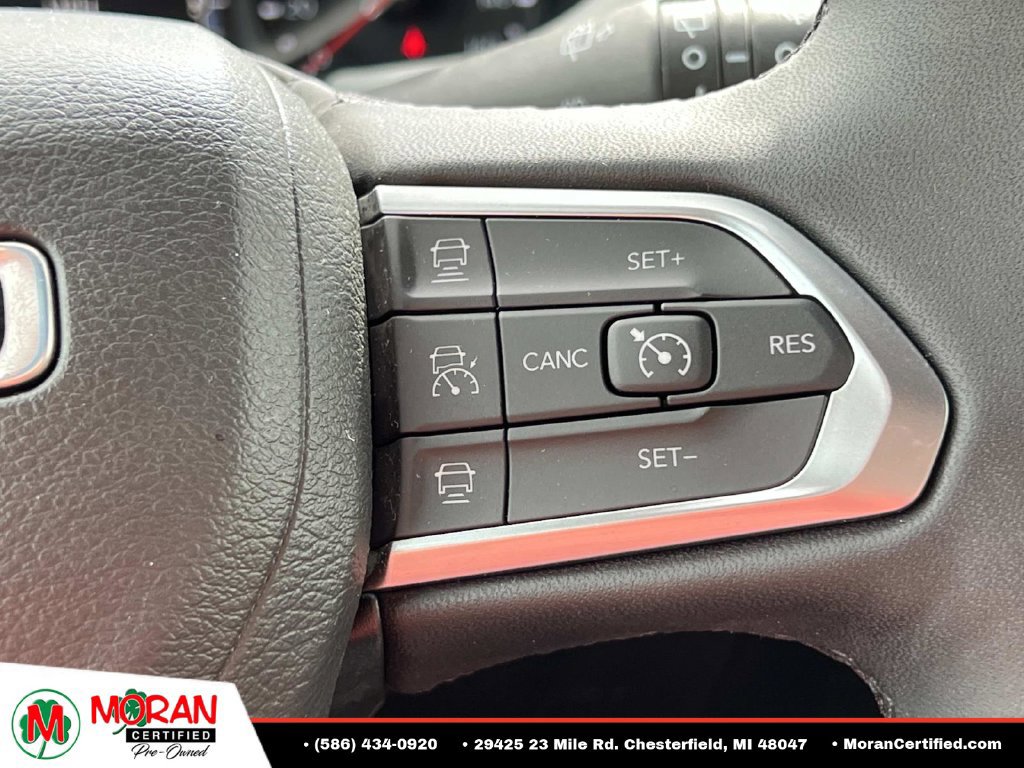 Used 2025 Jeep Compass Limited AWD/4WD image 23