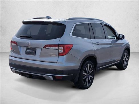 Used 2021 Honda Pilot Touring image 5