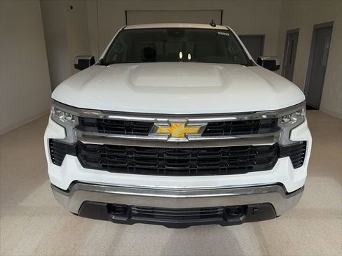 New 2026 Chevrolet Silverado 1500 LT image 2