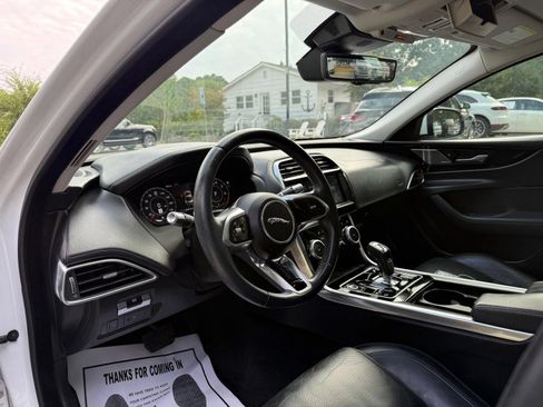 Used 2020 Jaguar XE S AWD/4WD image 21