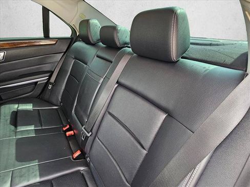Used 2016 Mercedes-Benz E 250 Sedan image 16