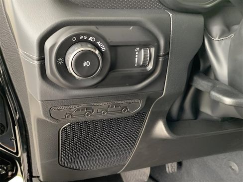 New 2025 Jeep Wrangler Rubicon image 25