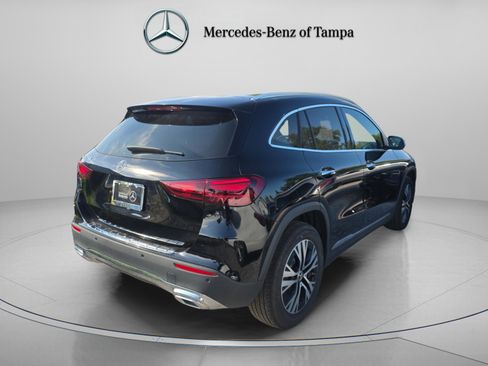 Certified 2025 Mercedes-Benz GLA 250 image 3