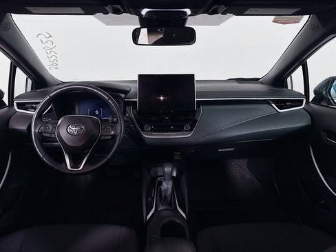 Certified 2025 Toyota Corolla SE w/ SE Premium Package image 22