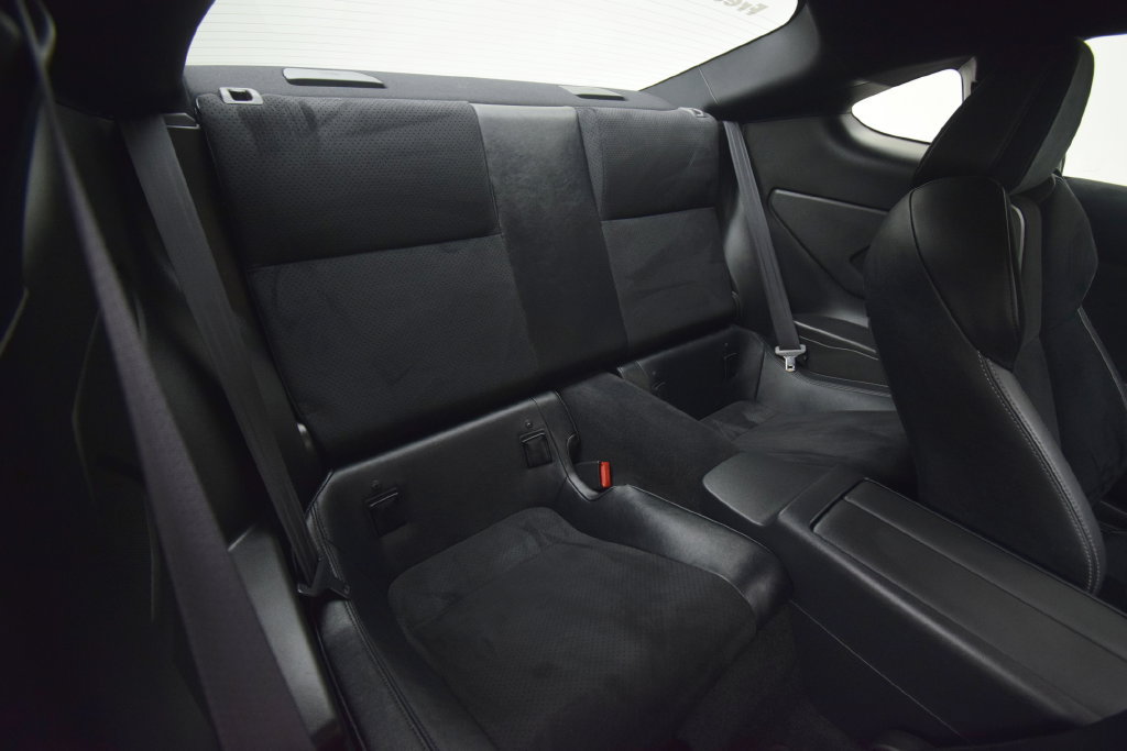 Used 2025 Toyota GR86 Premium w/ ALL Weather Mat Package (TMS) RWD image 17