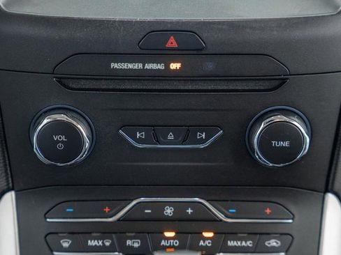 Used 2018 Ford Edge SEL w/ Equipment Group 201A image 25