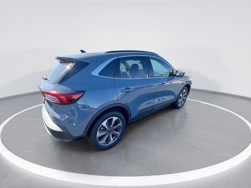 Used 2025 Ford Escape Platinum image 8