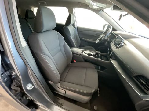 Used 2024 Nissan Rogue S AWD/4WD image 23