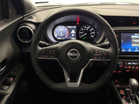 Used 2024 Nissan Kicks SR w/ SR Premium Package image 14