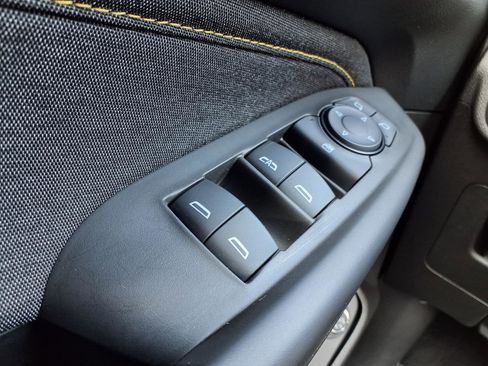 Used 2025 Chevrolet TrailBlazer ACTIV w/ Convenience Package image 22