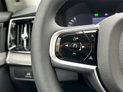 New 2026 Volvo XC90 B6 Ultra w/ Protection Package image 12