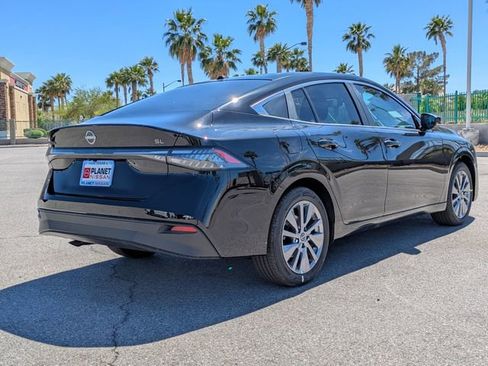 New 2026 Nissan Sentra SL w/ Floor Mat Package FWD image 3