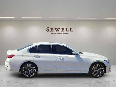 New 2026 BMW 330i Sedan w/ Convenience Package RWD image 6