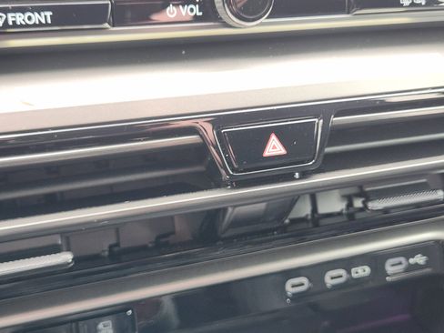 Certified 2025 Lexus TX 500h AWD w/ Technology Package image 26