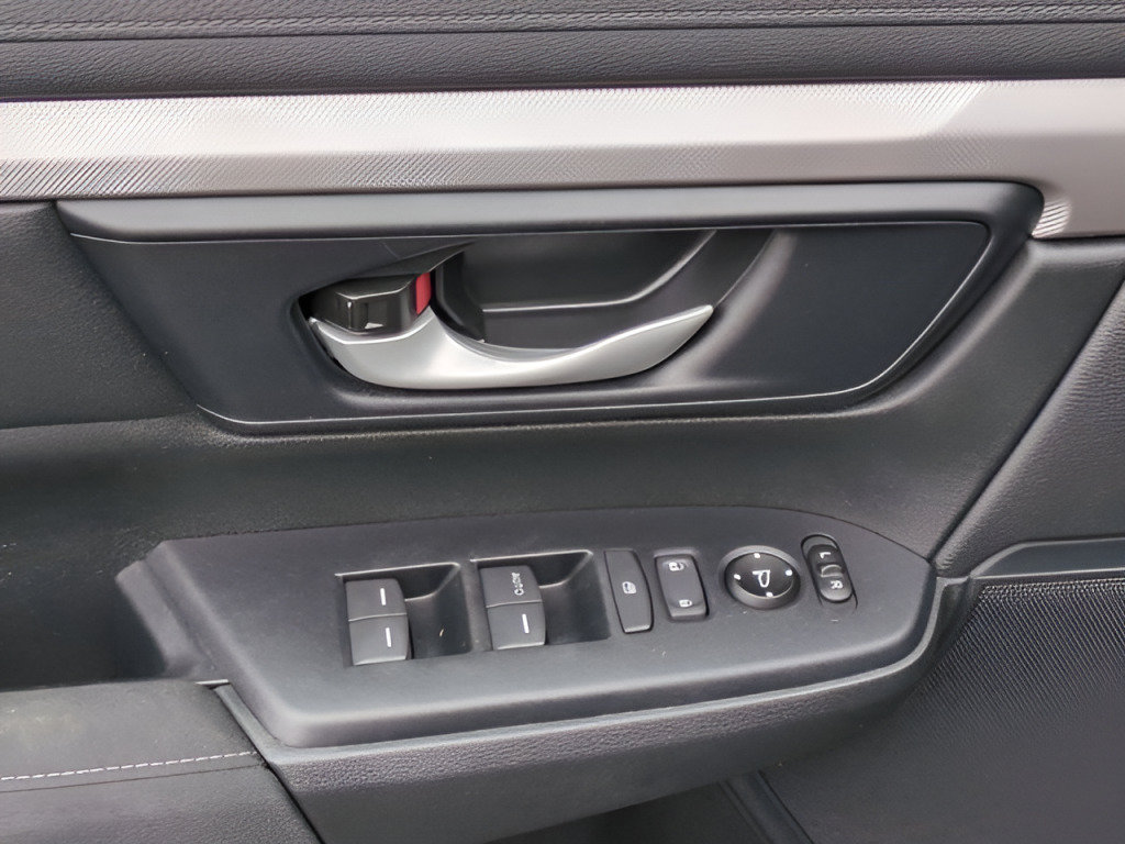 Used 2020 Honda CR-V LX image 26