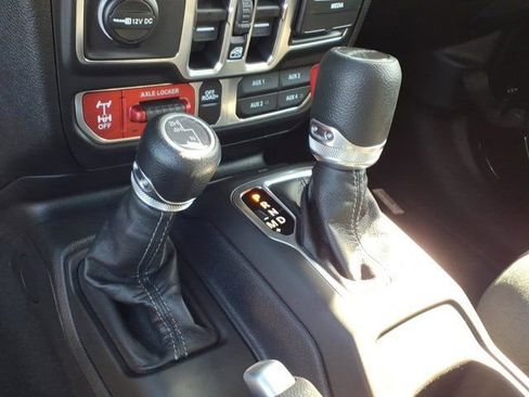 New 2026 Jeep Gladiator Mojave w/ Safety Group image 10