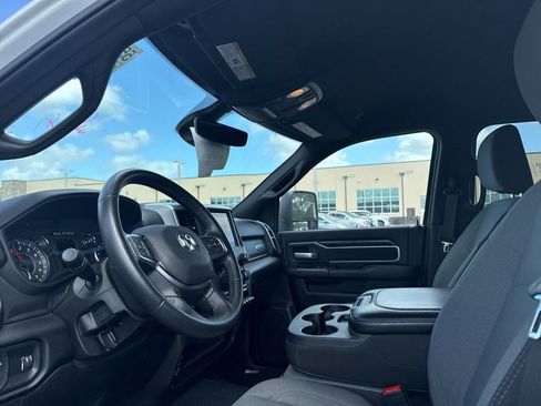 Used 2024 RAM 2500 Big Horn w/ Bed Utility Group image 6