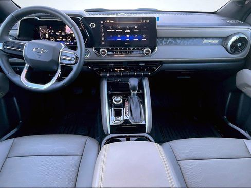 Used 2025 Chevrolet Colorado ZR2 w/ ZR2 Bison Edition image 17