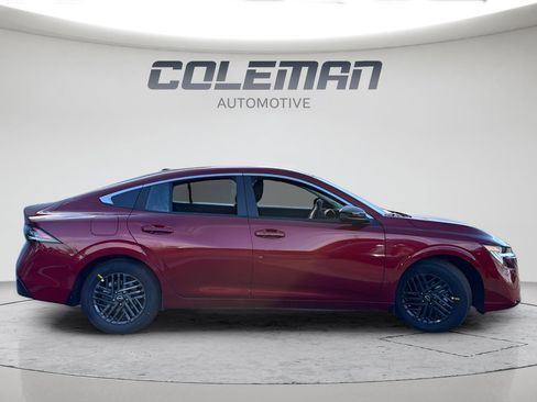 New 2026 Nissan Sentra SV image 6