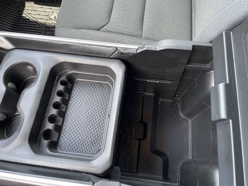 Used 2021 RAM 1500 Big Horn RWD image 24