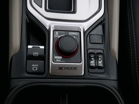 Used 2021 Subaru Forester Premium image 28