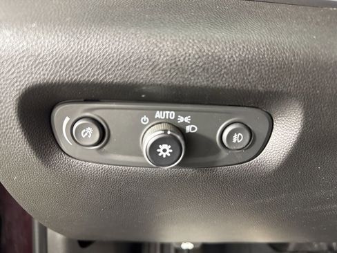 Used 2018 Chevrolet Traverse LT AWD/4WD image 17