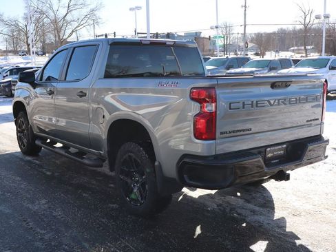 Used 2024 Chevrolet Silverado 1500 Custom Trail Boss w/ LPO, Dark Essentials Package image 30