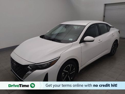 Used 2025 Nissan Sentra SV FWD image 1