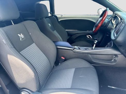 Used 2022 Dodge Challenger R/T Scat Pack RWD image 26